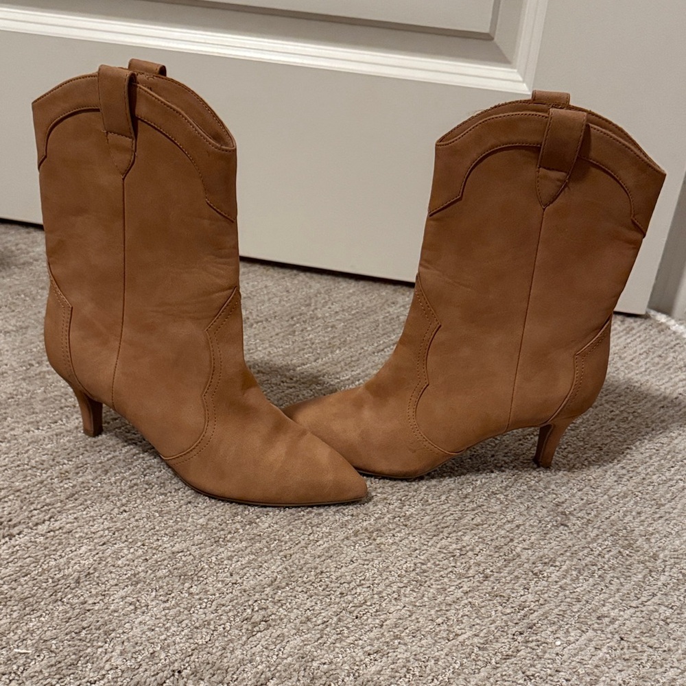 DV by Dolce Vita Tan Heeled Boots